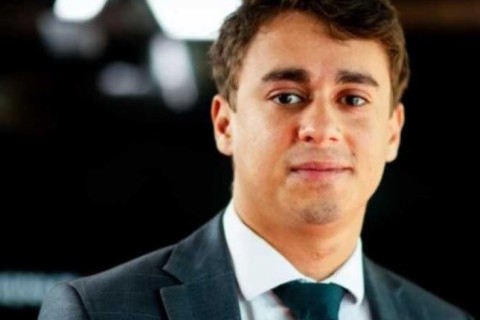 Nikolas Ferreira dispara nas pesquisas e domina todos os cenários para 2026 em Minas