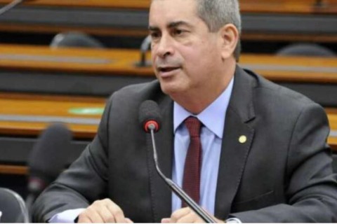 Quem é Coronel Tadeu, suplente de Carla Zambelli na Câmara