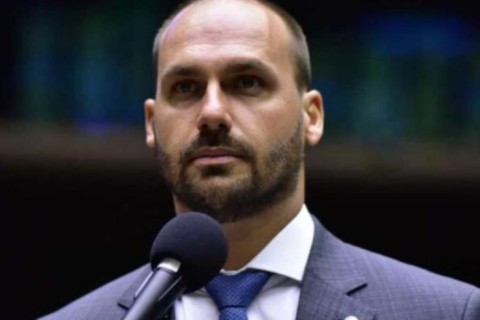 Eduardo Bolsonaro revela que sanções contra Moraes já estão prontas: 'Só falta prioridade dos EUA