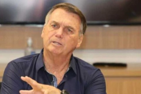 Bolsonaro prepara “arsenal” contra Lula em rede nacional