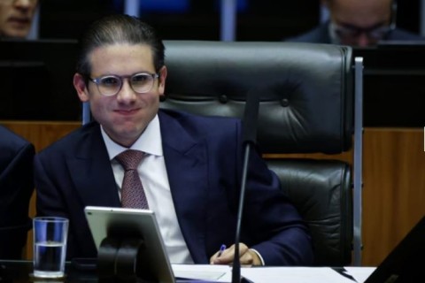 Lula sofre derrota histórica na Câmara: mesmo com R$ 1,7 bi em emendas, Congresso barra decreto do IOF