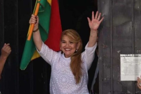 STJ da Bolívia desmonta farsa da esquerda e absolve Jeanine Áñez
