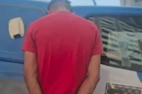 Homem se passa por policial militar para conquistar mulheres e ter refeições de graça