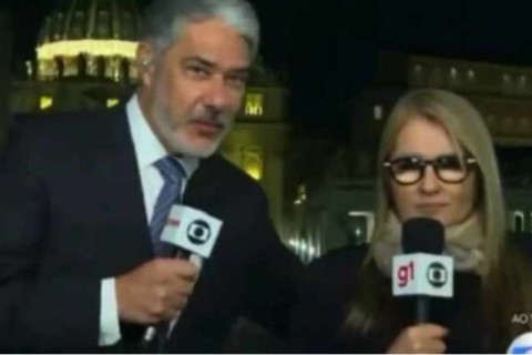Boa Noite: jornalista  “foge” do abraço de Bonner ao vivo (VÍDEO)