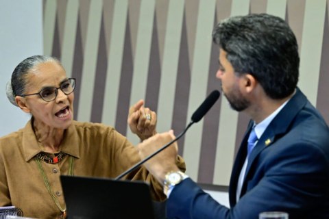 Urgente: Marina bate boca com senadores e abandona sessão no Senado