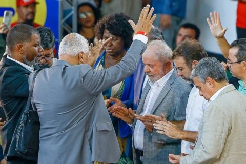Maioria dos evangélicos reprova governo Lula, diz pesquisa