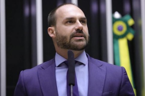 Eduardo Bolsonaro elogia ato na Paulista e manda recado