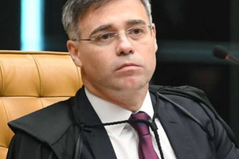 Mendonça: “Supremo está invadindo o espaço de outros poderes”