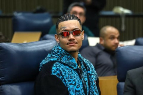 Chavoso da USP Perde Perfil com 1 Milhão e Esquerda Se Desespera