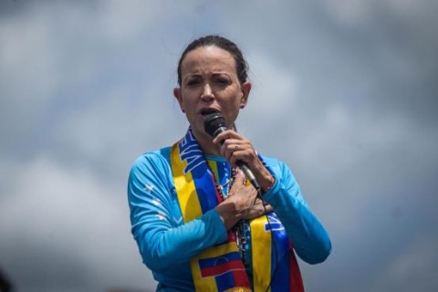 Coragem e fé: María Corina clama pela verdade contra o regime chavista