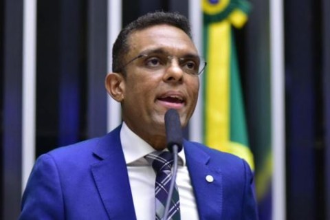 Otoni de Paula rompe com Bolsonaro e faz aposta ousada para o Senado