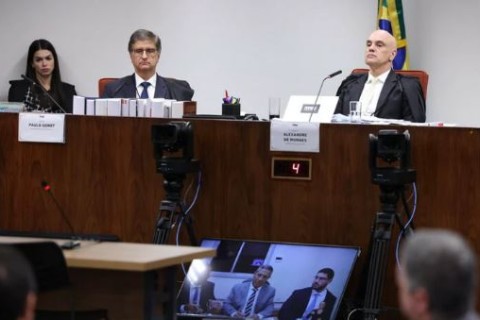Moraes a Braga Netto: Sei que você está preso, eu que decretei