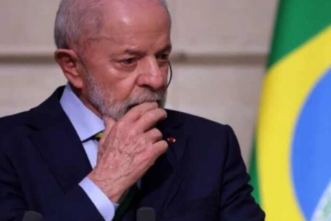 Após críticas, Lula não vai se hospedar em hotel na Argentina