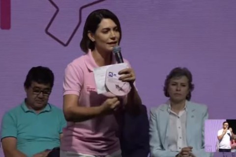 Tragédia no Paraná: Michelle Bolsonaro se solidariza com as vítimas do tornado