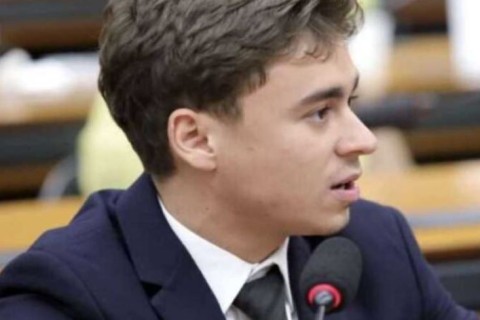 Nikolas Ferreira rebate denúncia do MP e denuncia perseguição política por expor conteúdo impróprio financiado pela prefeitura