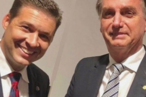 Senador americano envia carta a Moraes após decisão sobre Bolsonaro