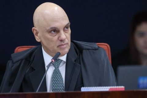 Sessões extras: Moraes pressiona Zanin para acelerar processo contra Bolsonaro e generais