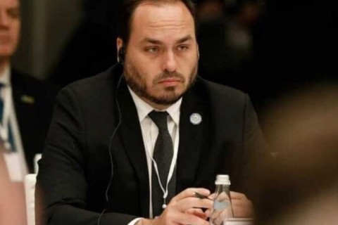 Carlos aparece à frente em pesquisas para o Senado em SC