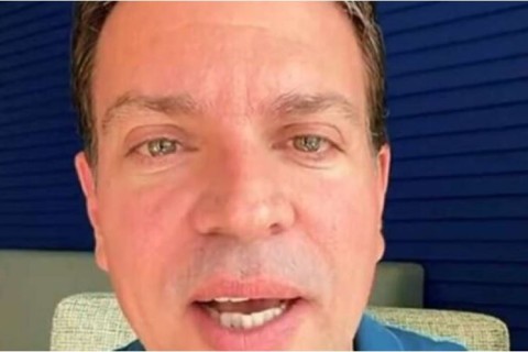 Com apoio de Trump, Ramagem foge para proteger a família nos EUA