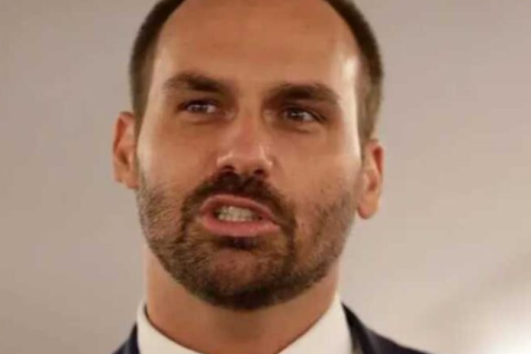 Eduardo Bolsonaro: “Só volto para Brasil quando Moraes for sancionado”