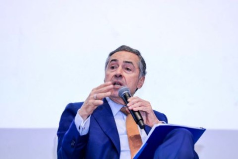 Barroso: Consegui sobreviver em Brasília, o que não é fácil