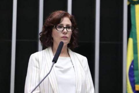 Zambelli se antecipa à extradição e entrega à Itália um dossiê que apela à preservação de seus direitos humanos