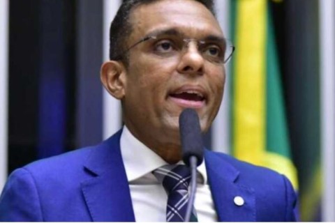 Otoni pede perdão a Moraes por tê-lo xingado