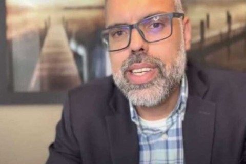 Moraes bloqueia OnlyFans de Allan dos Santos e impõe nova multa