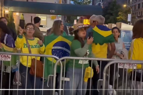 Lula é vaiado em Nova Iorque: ‘Ladrão, cachaceiro’