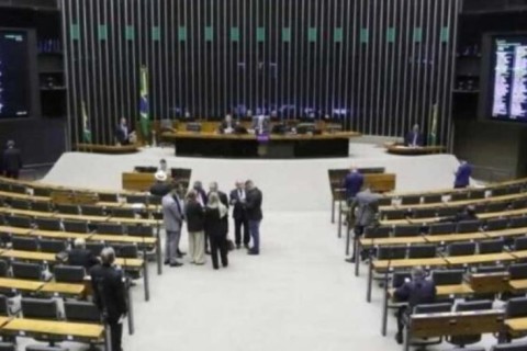 Câmara dos Deputados aprova isenção do IR para quem ganha até R$ 5 mil; proposta vai ao Senado