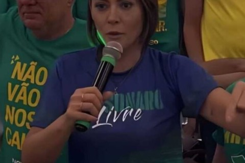 No Ceará, Michelle Bolsonaro defende Jair e cobra lealdade ao líder conservador