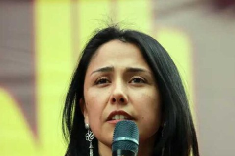Esquerdista condenada por corrupção pede asilo ao Brasil e Lula concede