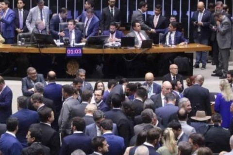 R$ 64 Milhões a Mais: Aumento de Deputados e a Pressão nas Contas Públicas