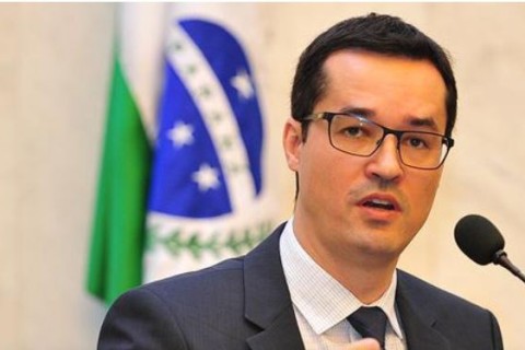 “Moraes está ligando para governadores para serem candidatos ao Senado”, afirma Deltan Dallagnol