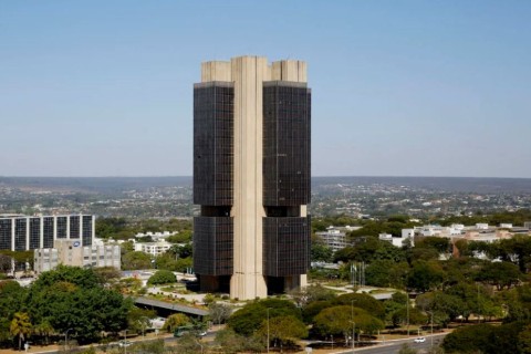 Pressão cresce: Banco Central precisa explicar decisão polêmica