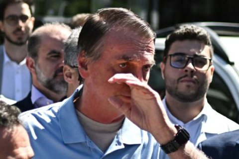 Bolsonaro pede que Moraes libere atendimento médico na PF