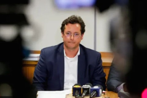 Wajngarten produzia matérias contra Michelle Bolsonaro, afirma jornal