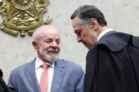 Lula janta com Barroso e pede opinião dele sobre sucessão