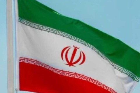 Navio iraniano sob sanções dos EUA descarrega carga em SC