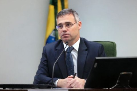 “Censura prévia é inadmissível”: André Mendonça vota para garantir a liberdade nas redes
