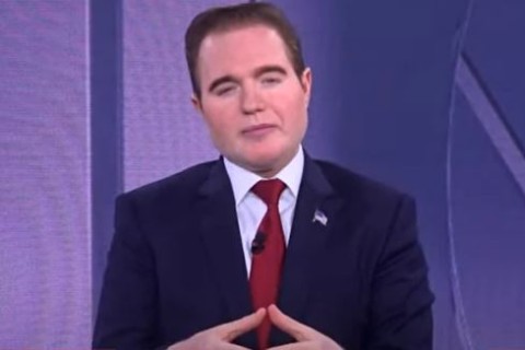 Advogado de Trump elogia Castro e acusa STF de favorecer o crime