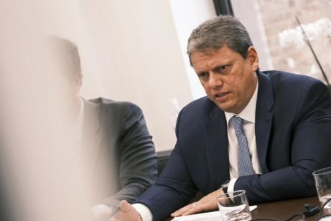 Tarcísio promete “mão pesada” contra corruptos da Fazenda paulista: “Vagabundo tem que ser tratado com rigor”