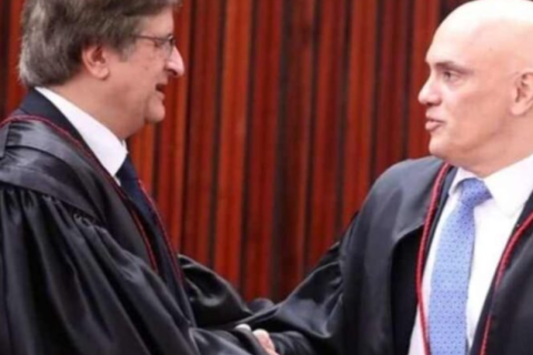 URGENTE: PGR age rapidamente contra Eduardo Bolsonaro e Paulo Figueiredo