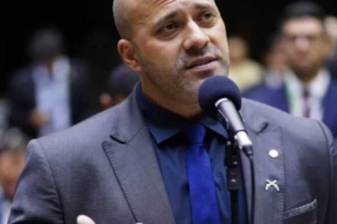 Moraes libera Daniel Silveira ao regime aberto, mas impõe condições