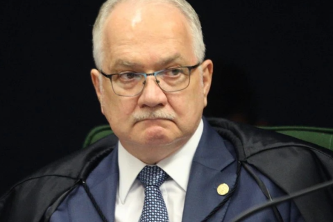 URGENTE: Fachin acompanha Mendonça e vota contra regulação das redes sociais