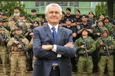 Caiado parabeniza megaoperação no RJ