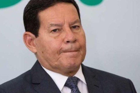 Mourão culpa Governo Lula pelos atos de 8 de janeiro em depoimento ao STF