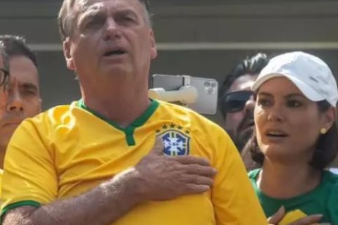 Moraes permite visita de familiares a Bolsonaro no Dia dos Pais, mas proíbe celulares