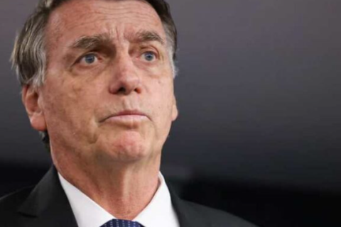 URGENTE: PF cumpre mandados de busca e apreensão na casa de Bolsonaro e sede do PL