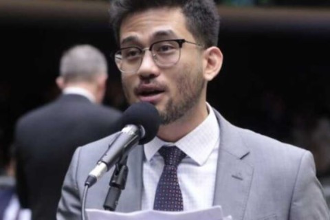 Motta cancelou votação para impedir derrota do governo Lula, diz Kataguiri